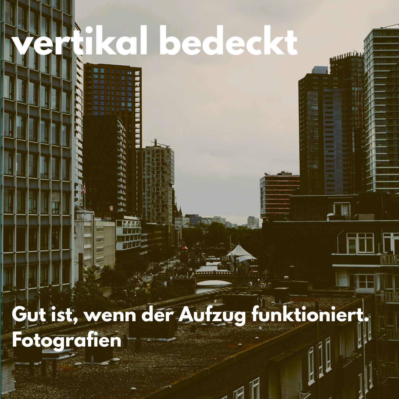 Vertikal bedeckt